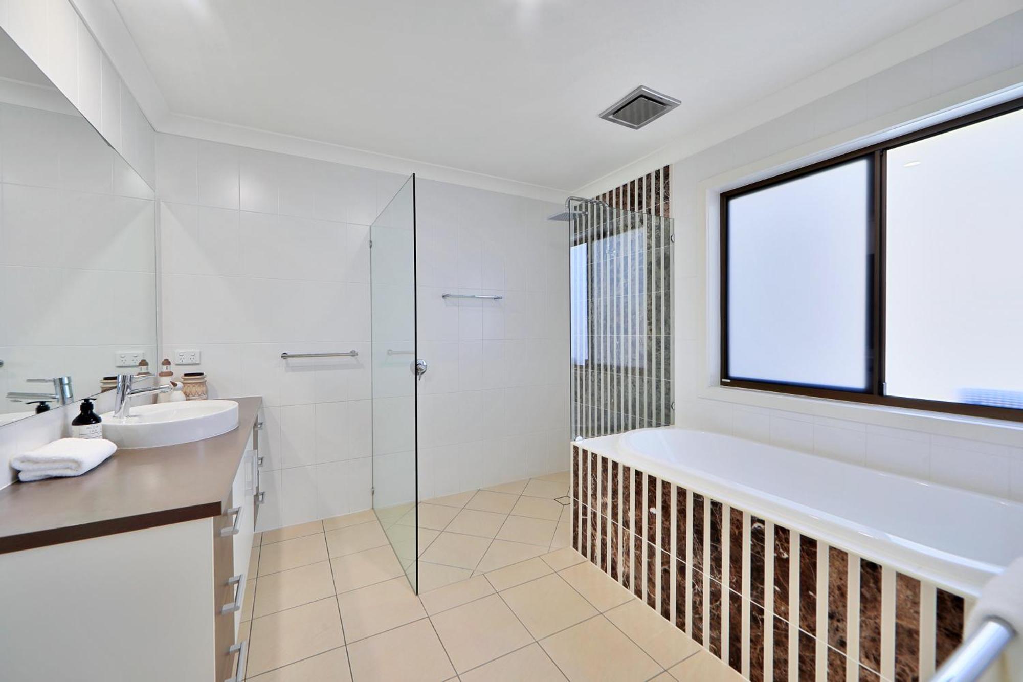 Nudibranch House * Bargara